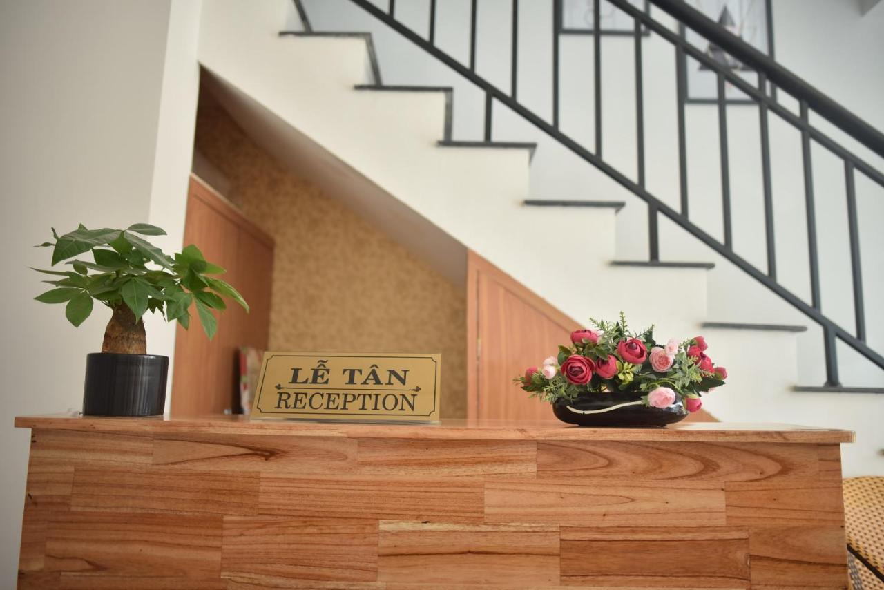 Lovely Homestay Hué Extérieur photo