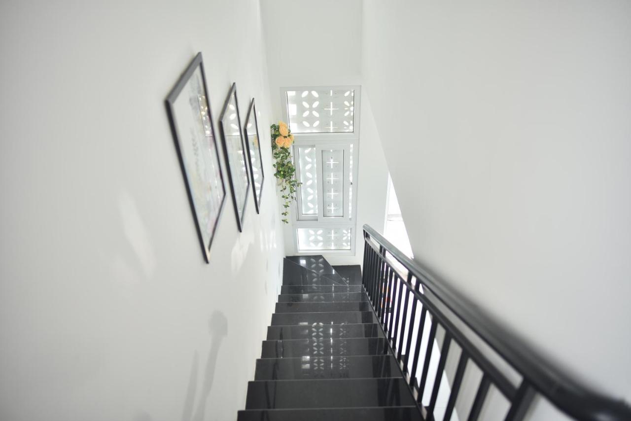 Lovely Homestay Hué Extérieur photo