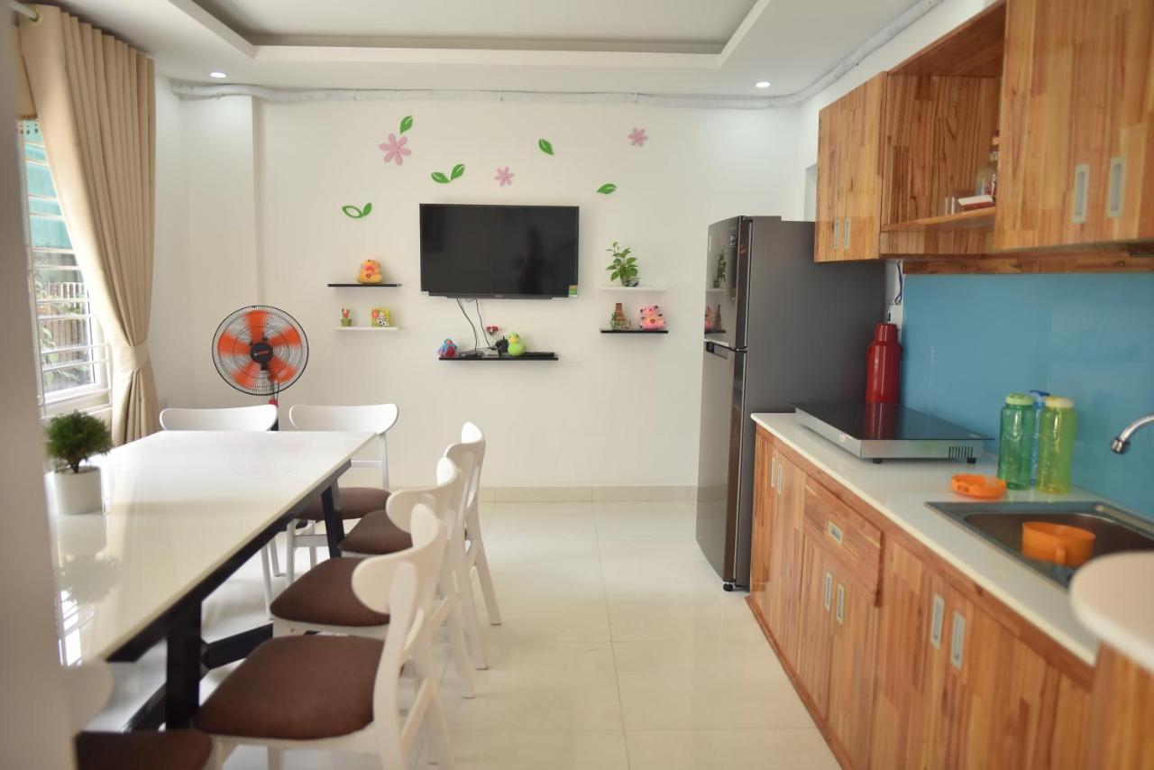 Lovely Homestay Hué Extérieur photo